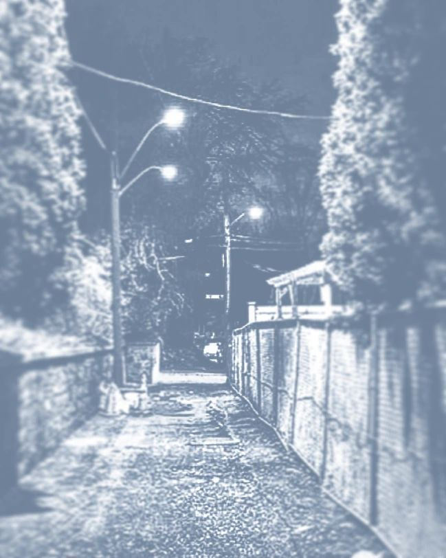 Alleyway at night 