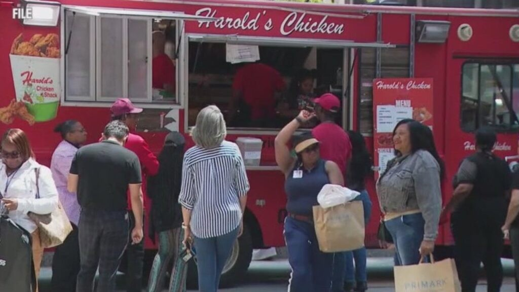 Chi Food Truck Fest rolls into Daley Plaza