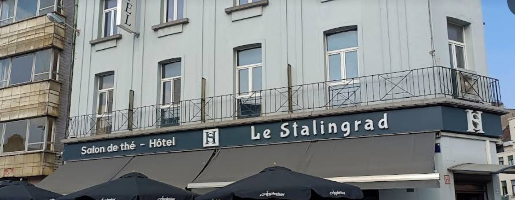 An hotel with the name "Le Stalingrad"