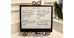 MomBoard: E-ink display for a parent with amnesia