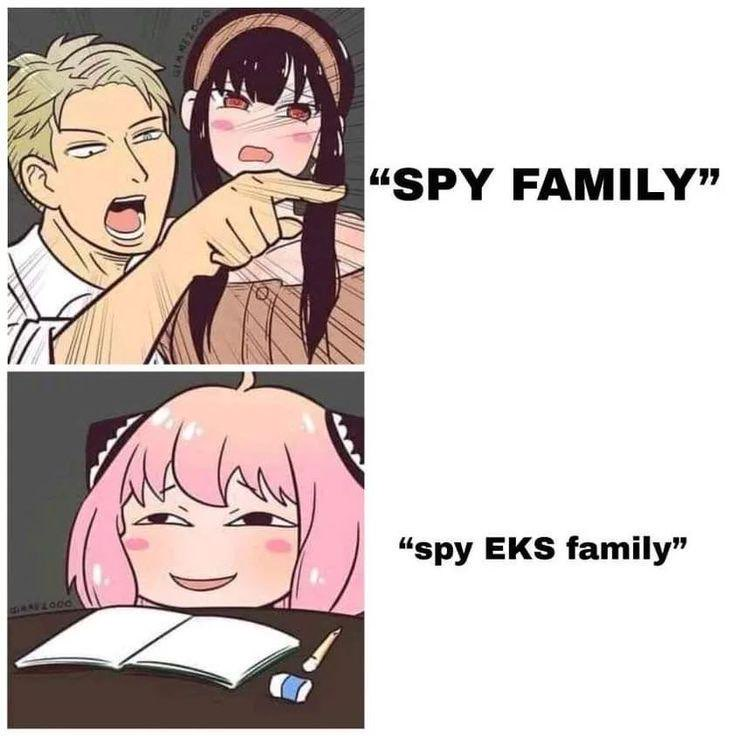 First panel shows Loid and Yor. Loid appears upset and is pointing a finger, saying "SPY FAMILY". Second panel shows Anya saying, "Spy eks family"